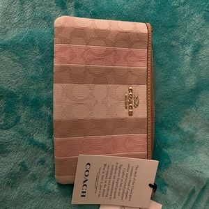 Coach Wristlet NWT